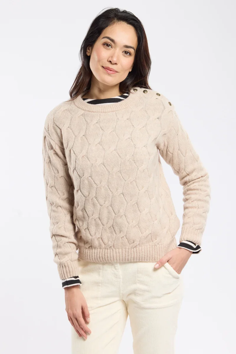 Stylish Cable knit jumper - wool Classic