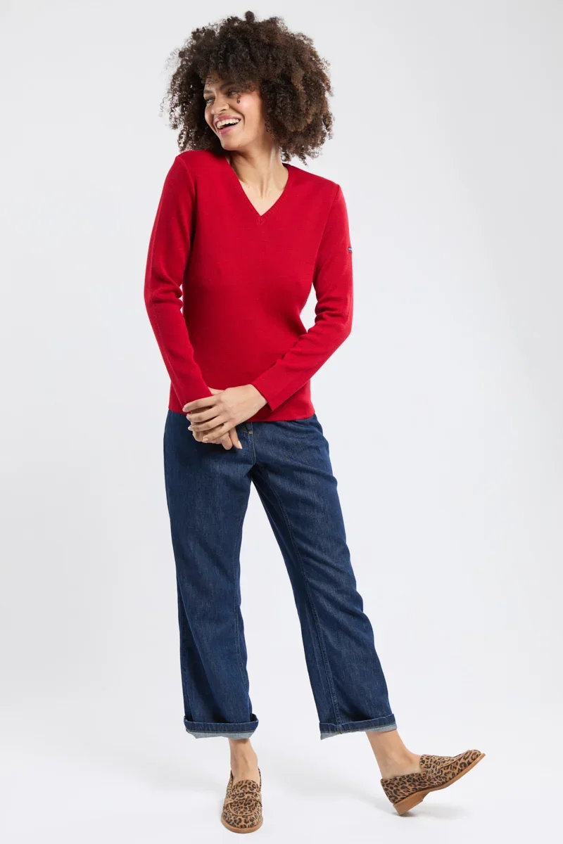 Classic V-neck jumper - wool and acrylic Carefully Designed