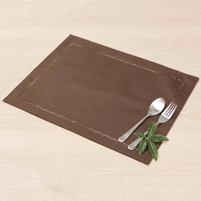 Sophisticated LUNCHEON MAT SINCER2 BR Breathable