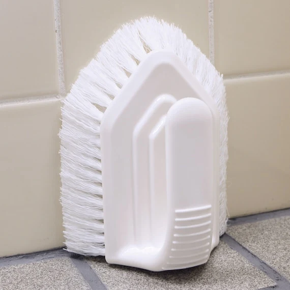 Effective RUBBER COATED FIVER BATH BRUSH WH Long-Lasting