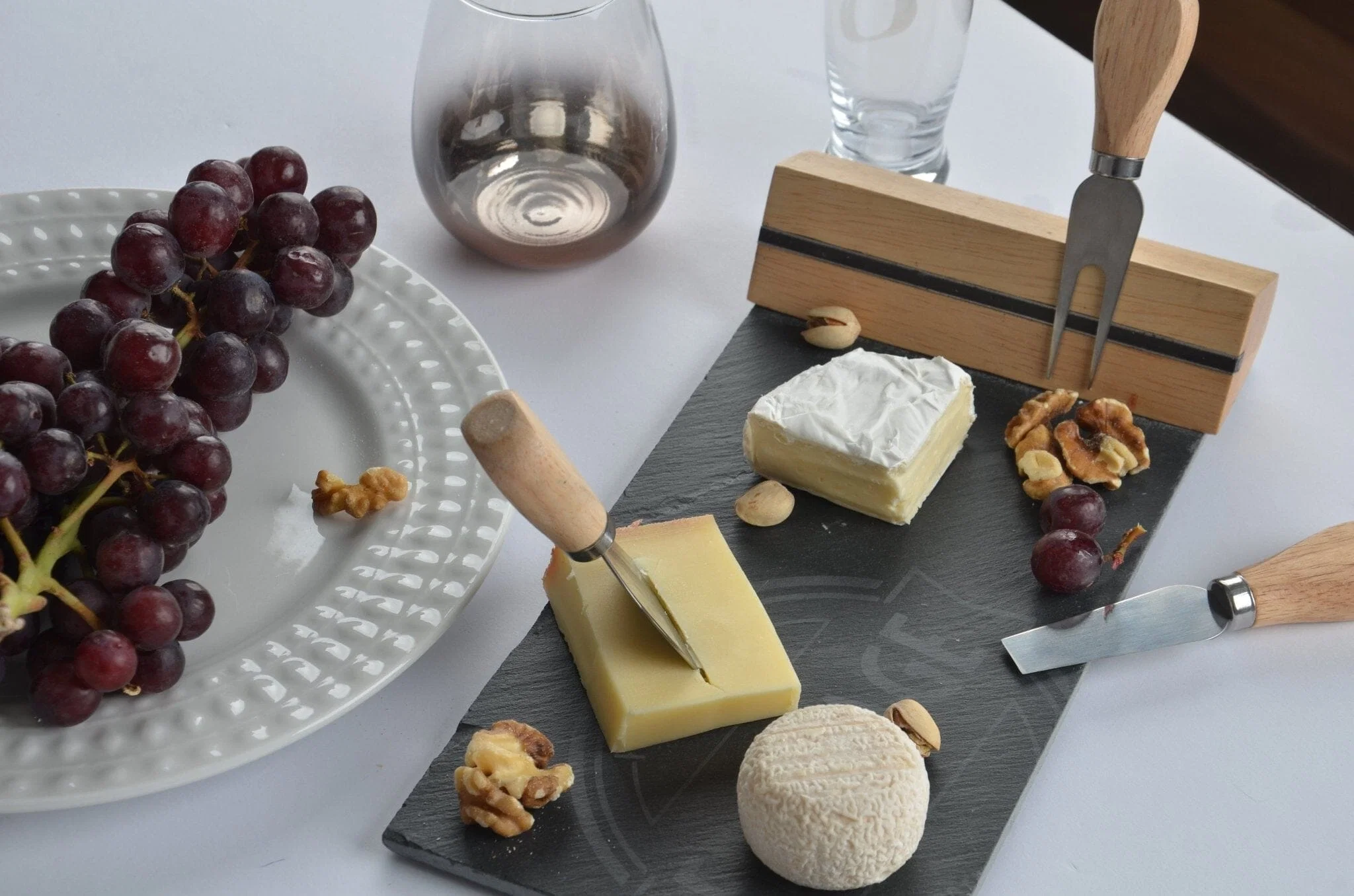 Eco-Friendly Magnetic Cheese Set 4pcs Bamboo printed Slate Expertly Made