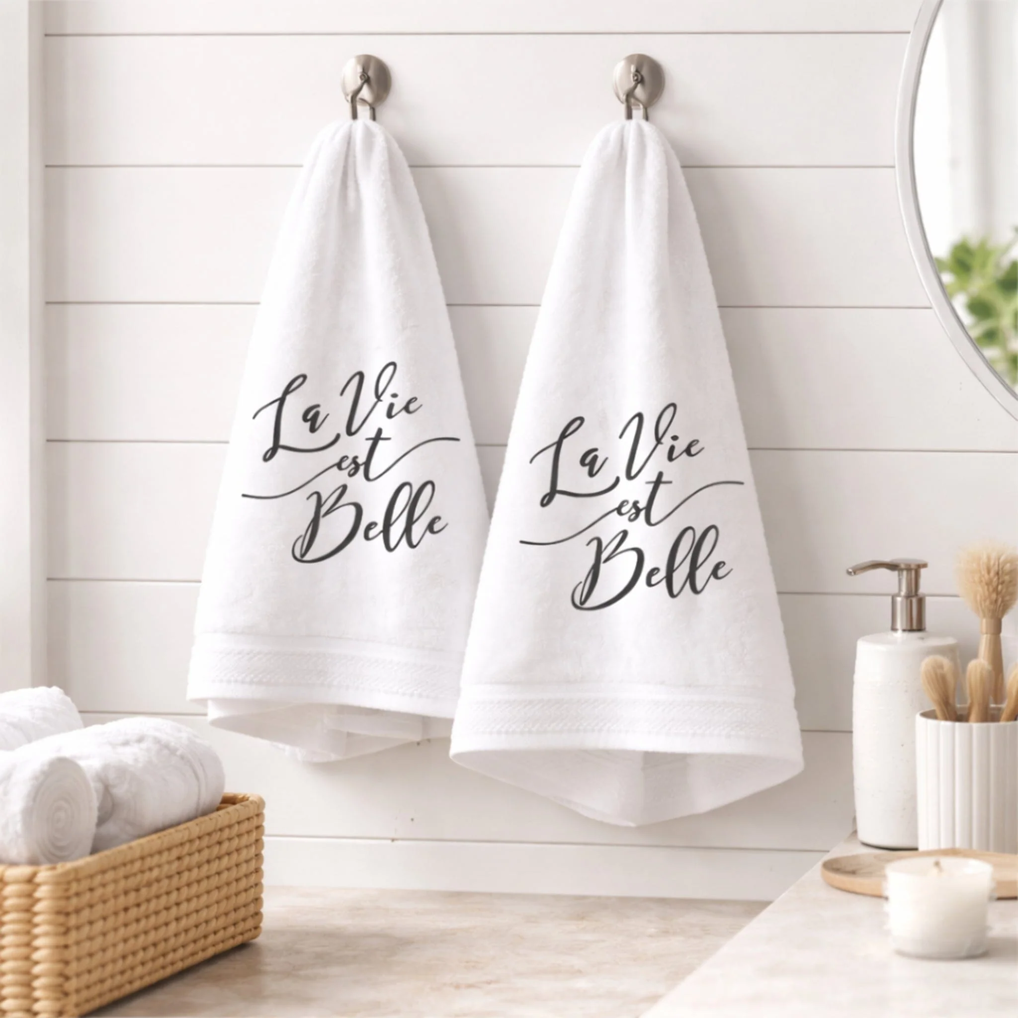 Artisan Lauren Taylor La Vie est Belle - Set of 2 Towels Elegant