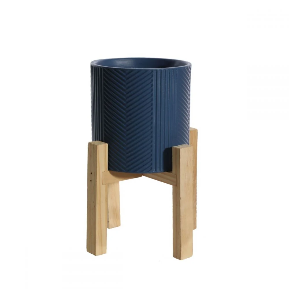 High-Grade Porcelain Pot with Wood Base Comfortable