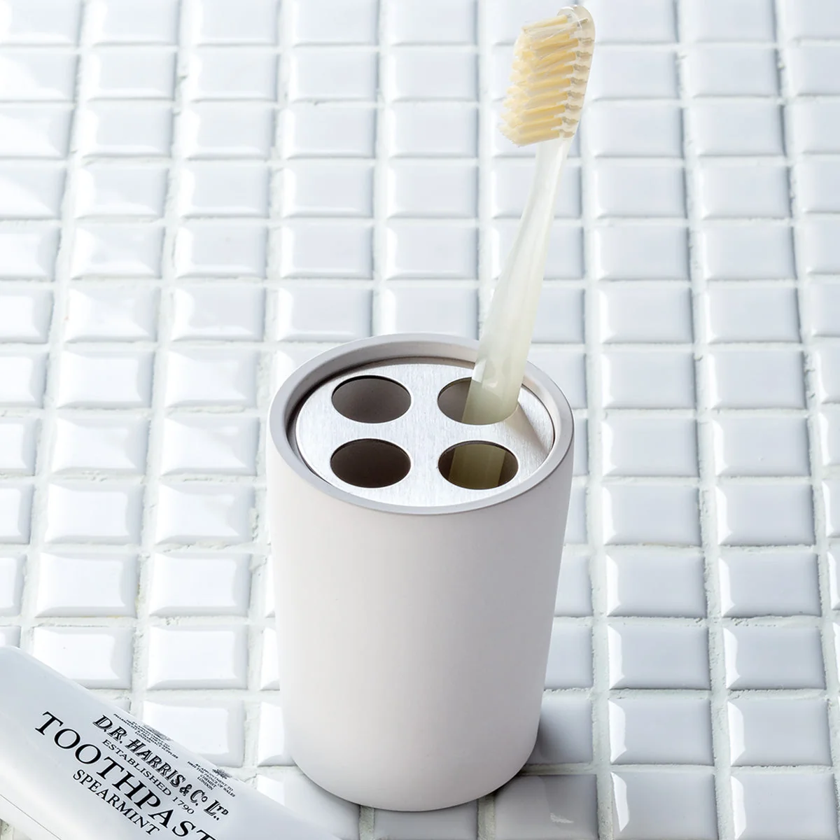 Fast POROUS CERAMIC TOOTHBRUSH STAND ROUND WH Original