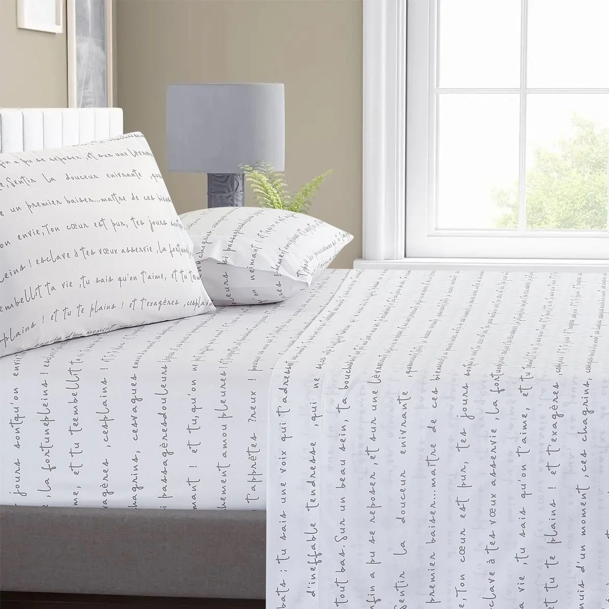 Exclusive La Vie Est Belle - Sheet Set Solid