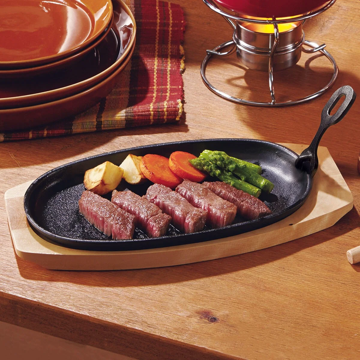 Comfortable CAST-IRON GRILL PLATE WITH WOODEN BASE XG995 Next-Generation