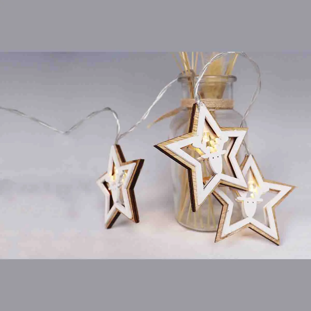 Crafted Lauren Taylor - 10 Pcs Light Chain With Wooden Star With Reindeer Head World-Class