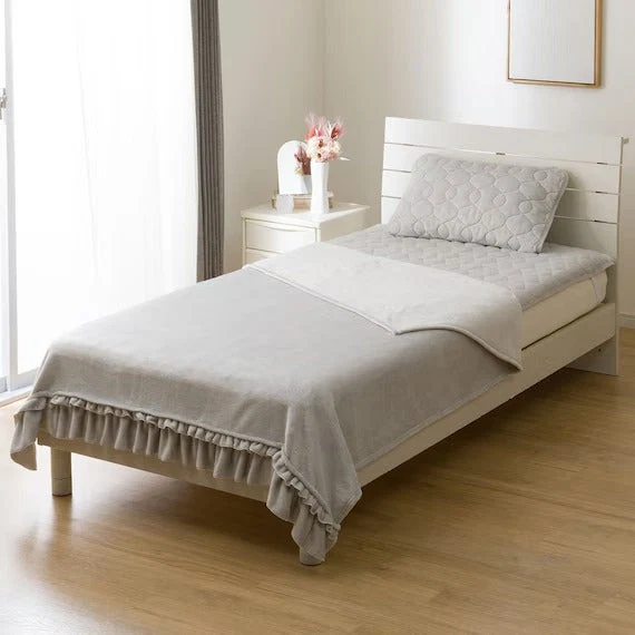 Trendy BLANKET SMOOTH TOUCH FRILL A2416 GY S Prestigious