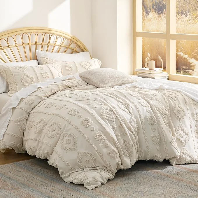 Smart Bedsure Boho Tufted Beige Comforter Set Queen Size GentleSoft™ 3 Pieces Boho Farmhouse Decor Bedding Exquisite Shabby Chic Bedding for All Seasons 1 Bed Comforter 2 Pillow Shams 90x90 Inches Prestigious