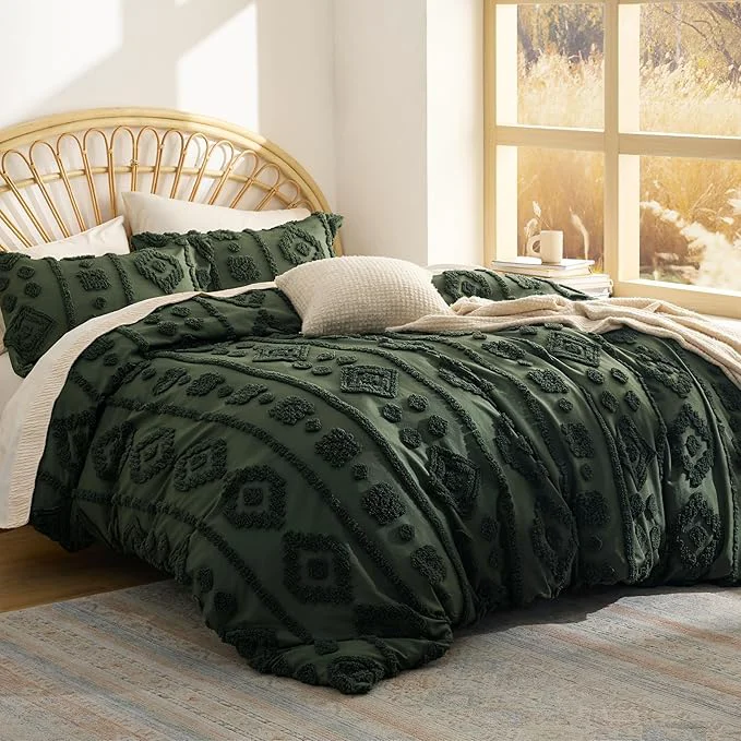Authentic Bedsure Boho Tufted Green Comforter King Size GentleSoft™ 3 Pieces Boho Farmhouse Decor Bedding Exquisite Shabby Chic Bedding for All Seasons 1 Bed Comforter 2 Pillow Shams 104x90 Inches First-Class