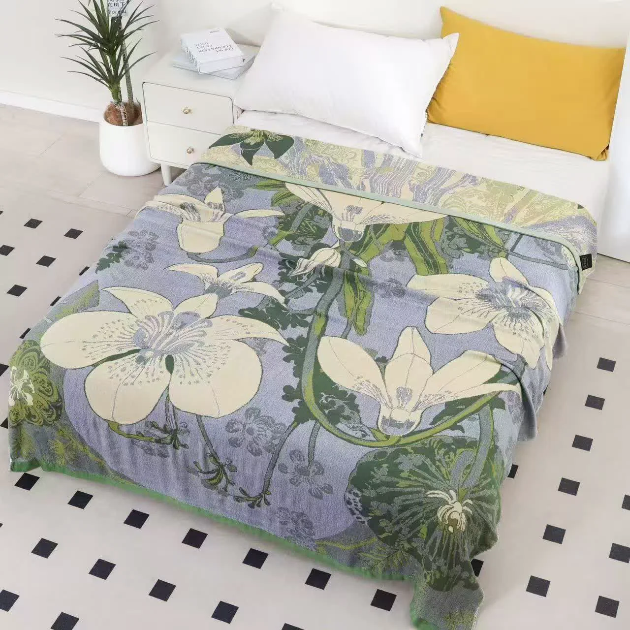 Modern Ownkoti Daffodil Print Summer Cooling Blanket Verified