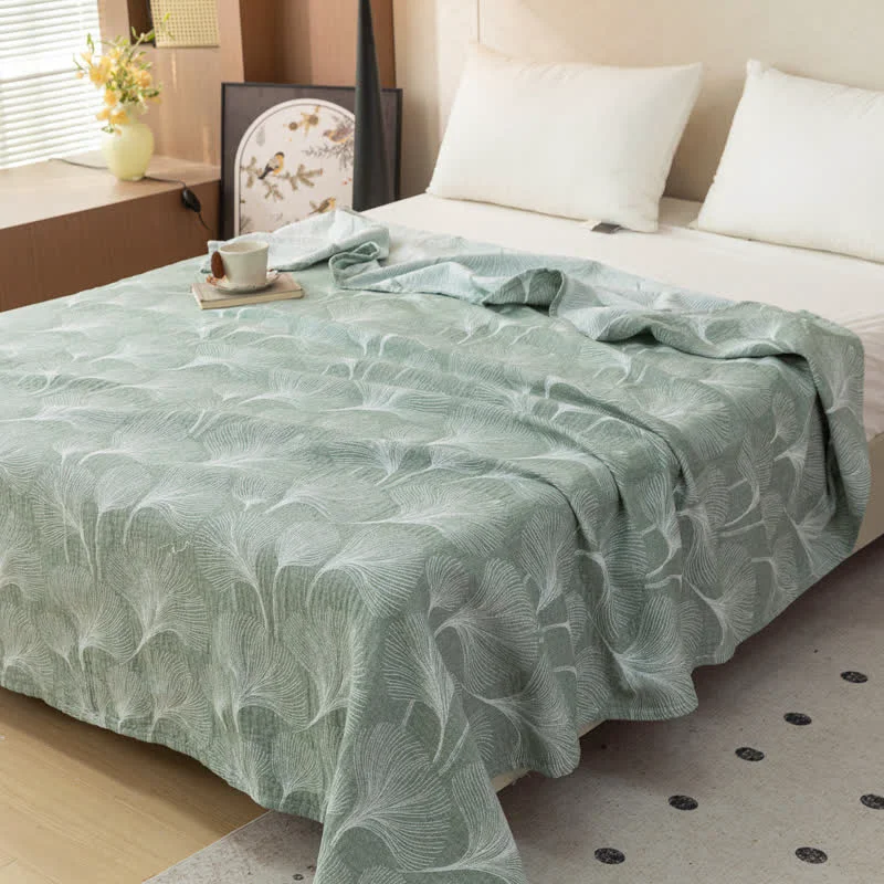 Contemporary Ownkoti Artistic Green Ginkgo Cotton Gauze Quilt Prestigious