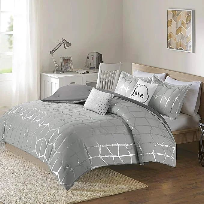 Traditional Intelligent Design Raina Full Queen Comforter Set Soft Microfiber Modern Geometric Metallic Bed Set 5 Pieces College Bedding with 2 Shams 2 Toss Pillows Grey Silver