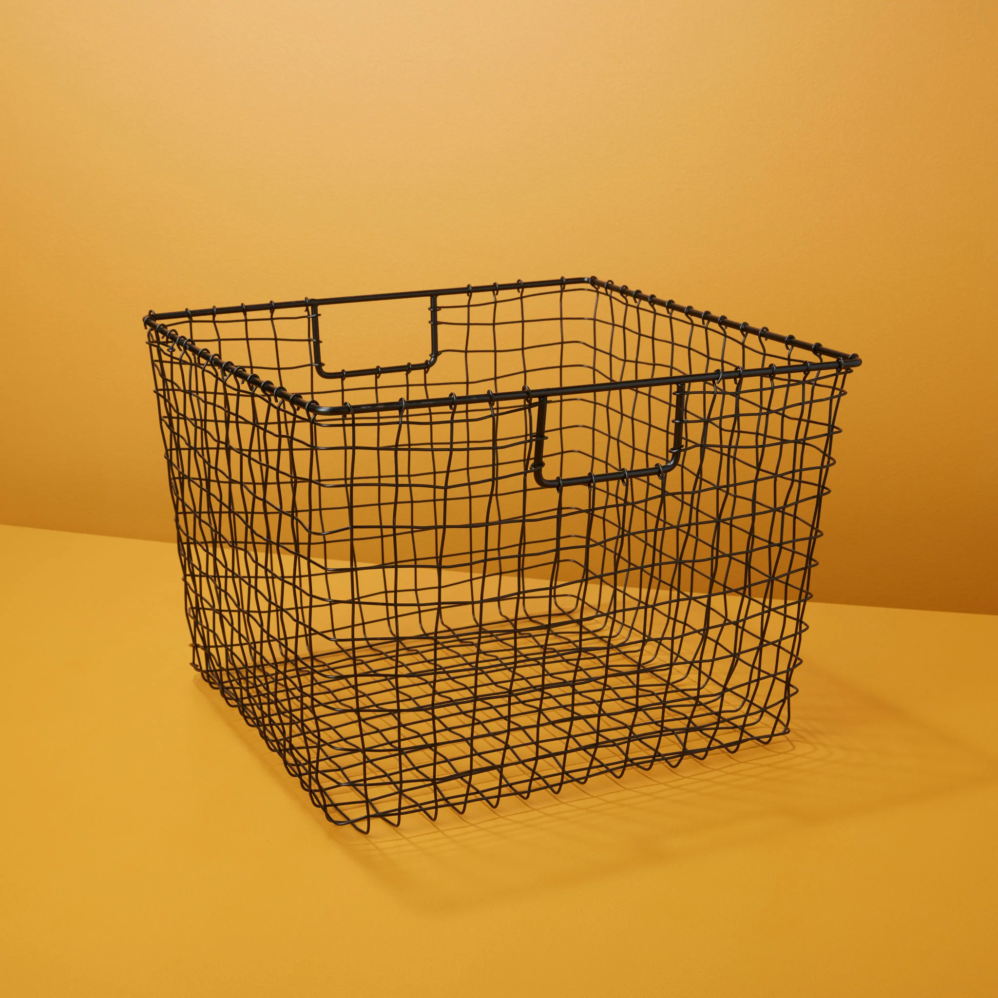 Detailed Black Wire Square Basket Reliable