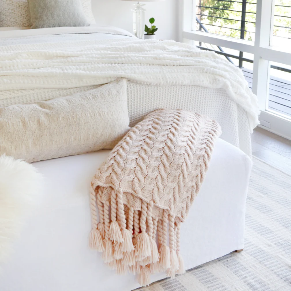 Dependable Capistrano Throw Blush Original