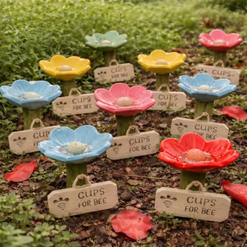 Smooth Ownkoti Flower-Shaped Resin Bee Watering Station Excellent