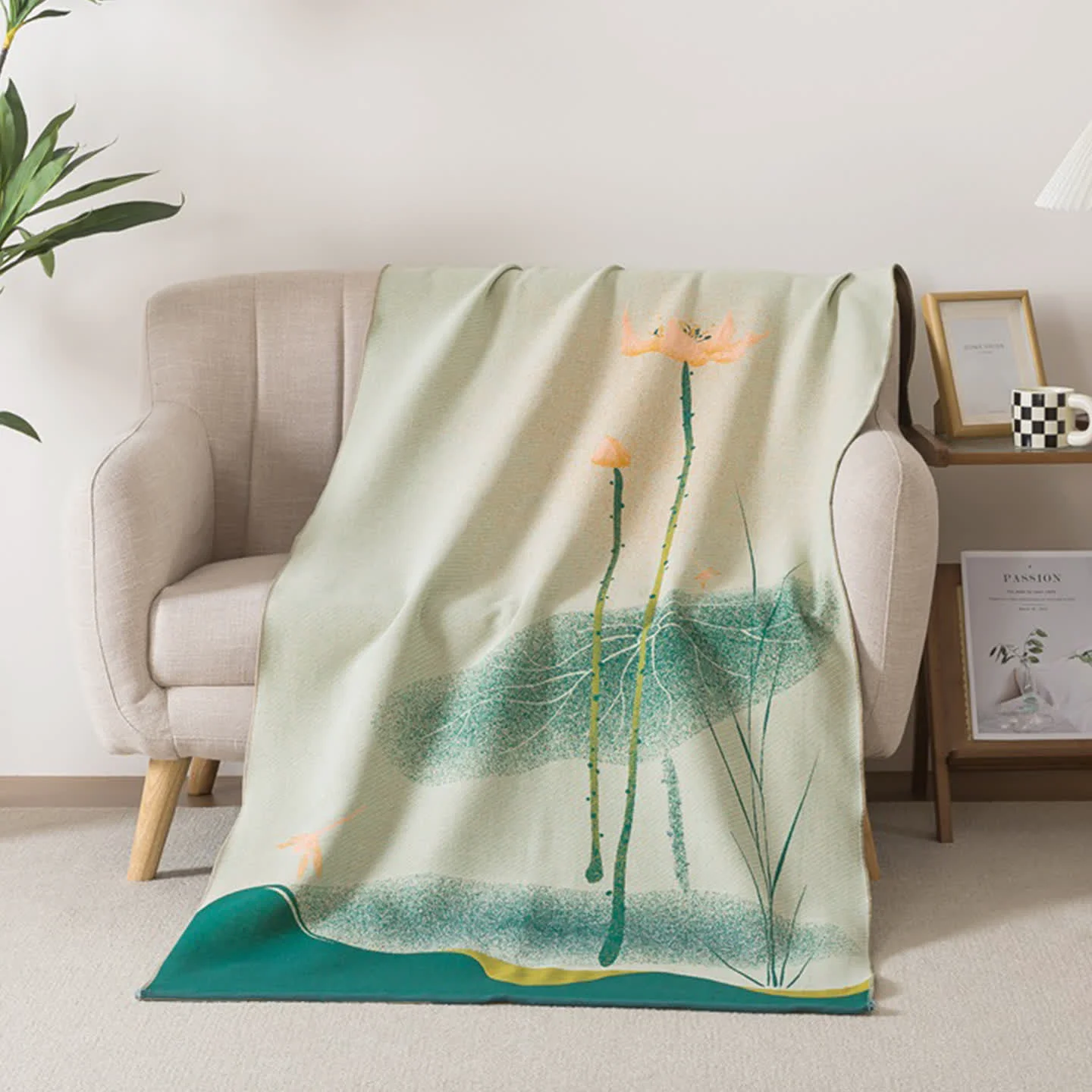 Recyclable Ownkoti Traditional Lotus Floral Cotton Gauze Bath Towel Green