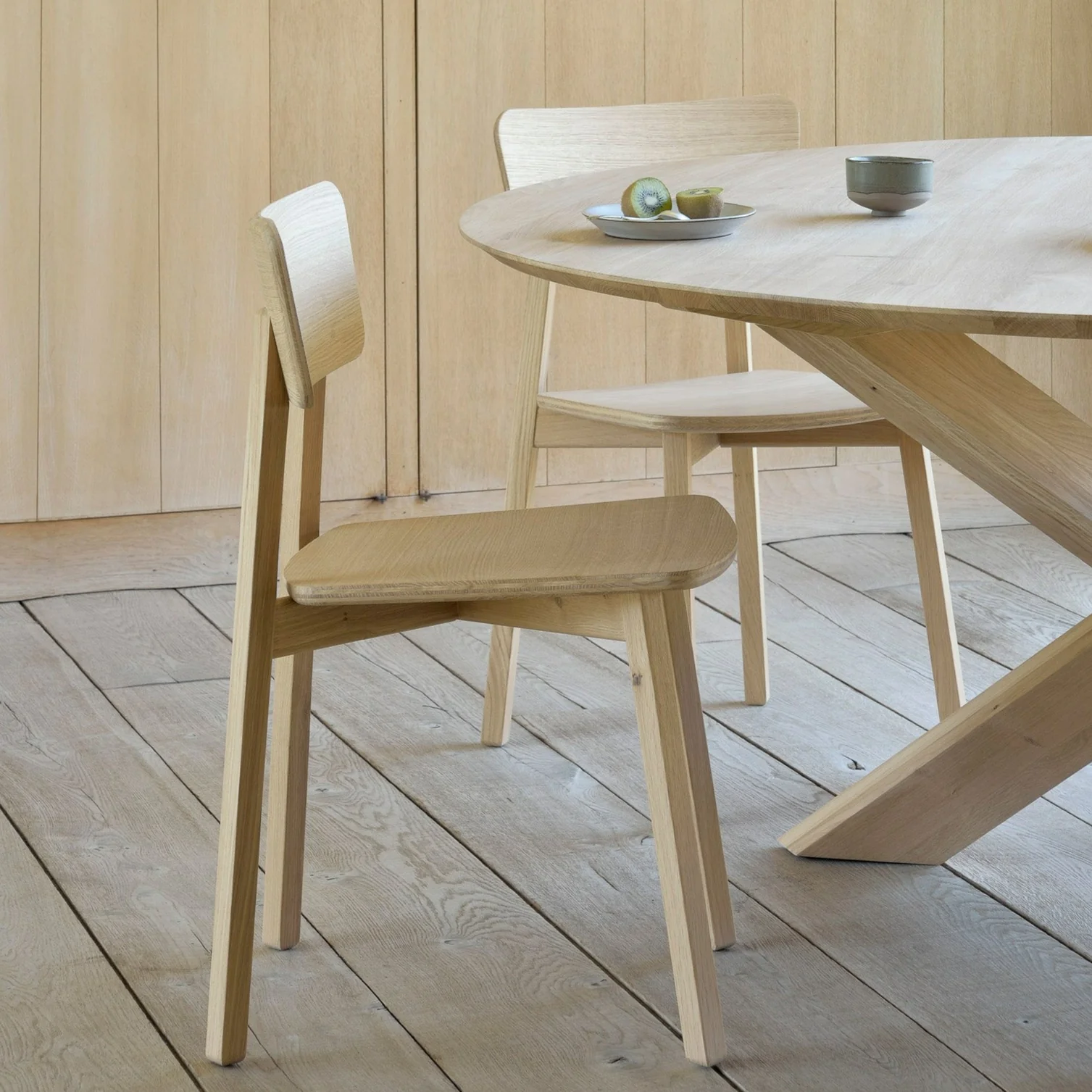 Exclusive Ca Dining Chair Oak Natural