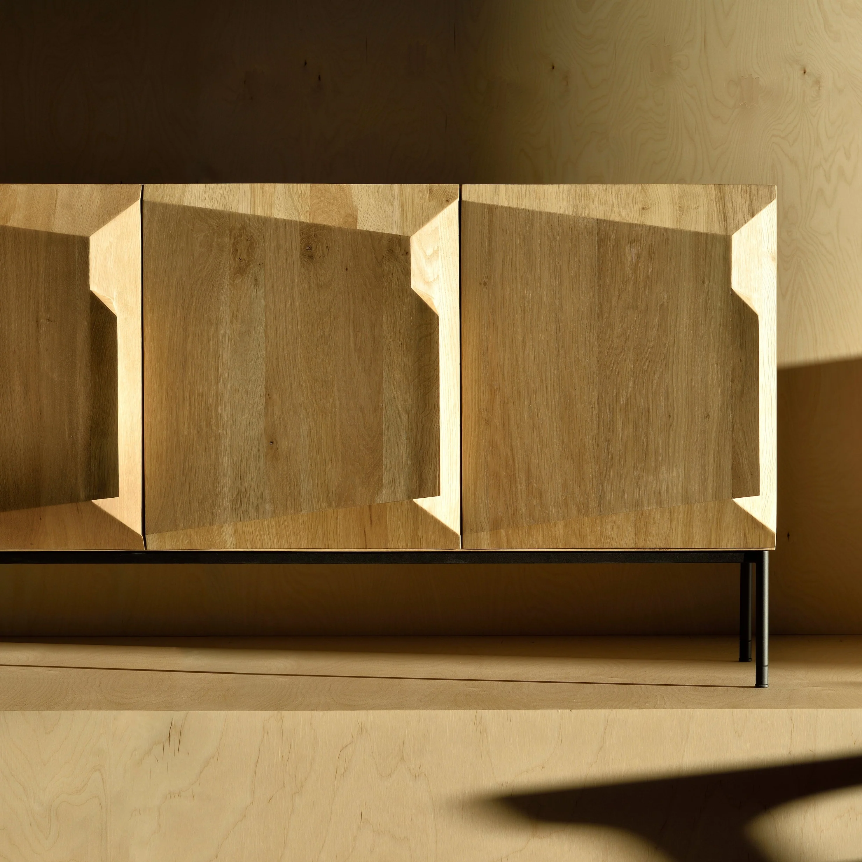 Flexible Stairs Oak Sideboard 3 Doors Selected
