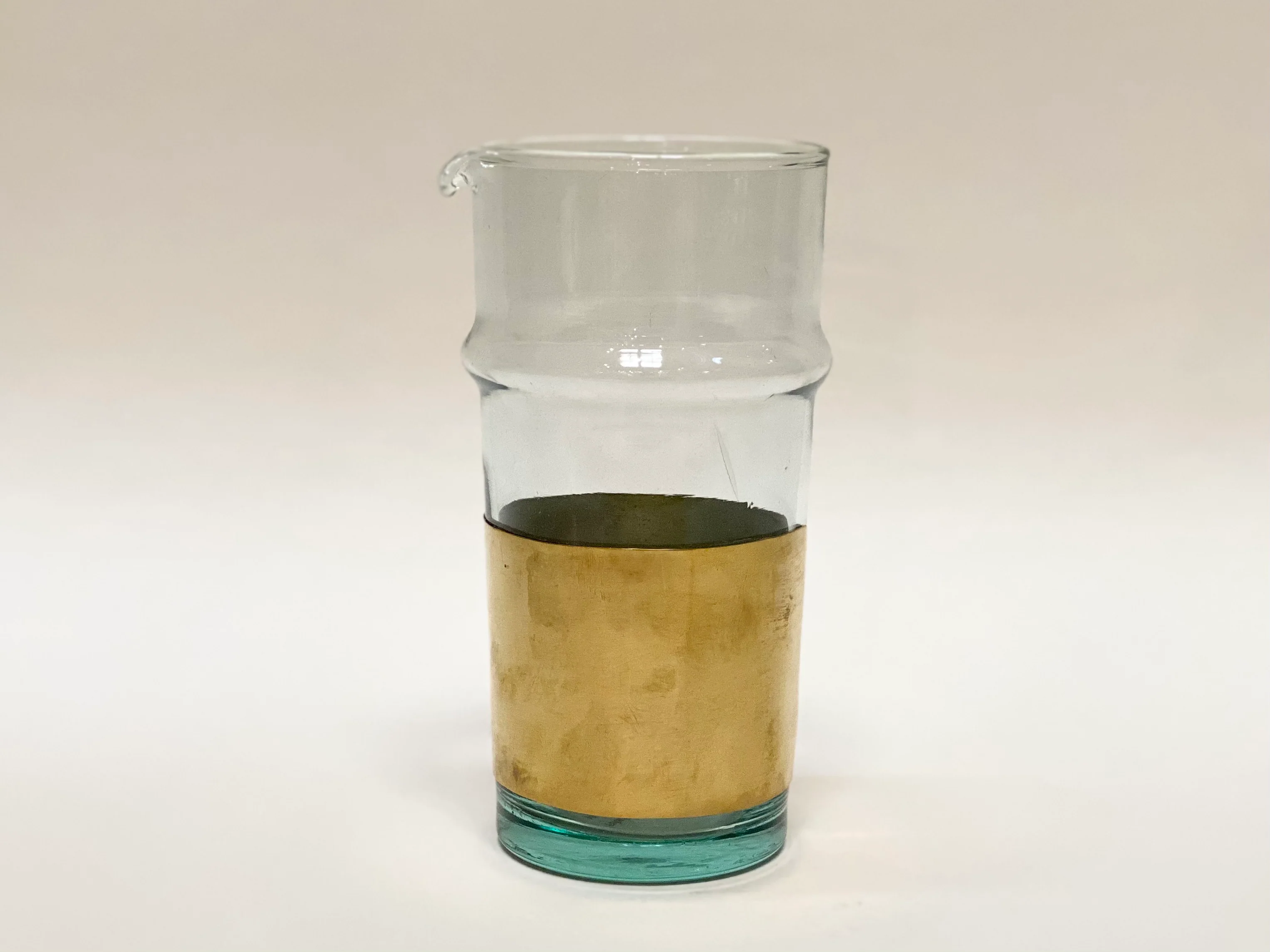Modern Beldi Carafe with gold ring Reliable