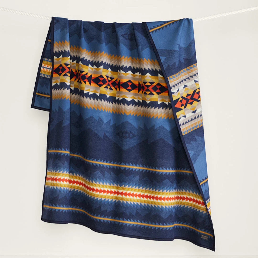 Pure Cascadia Jacquard Blanket Functional