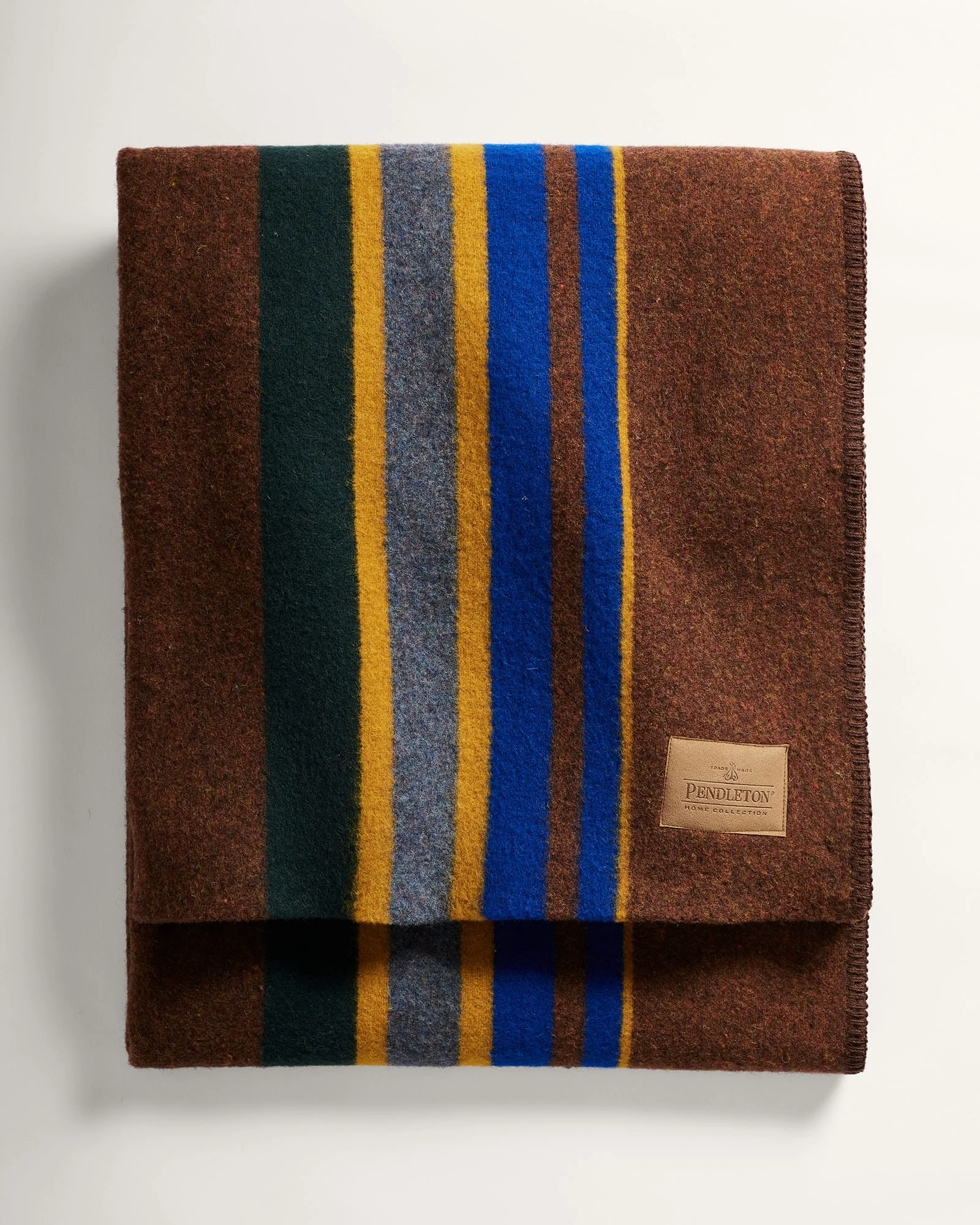 Trusted Yakima Camp Throw Tobacco Solid