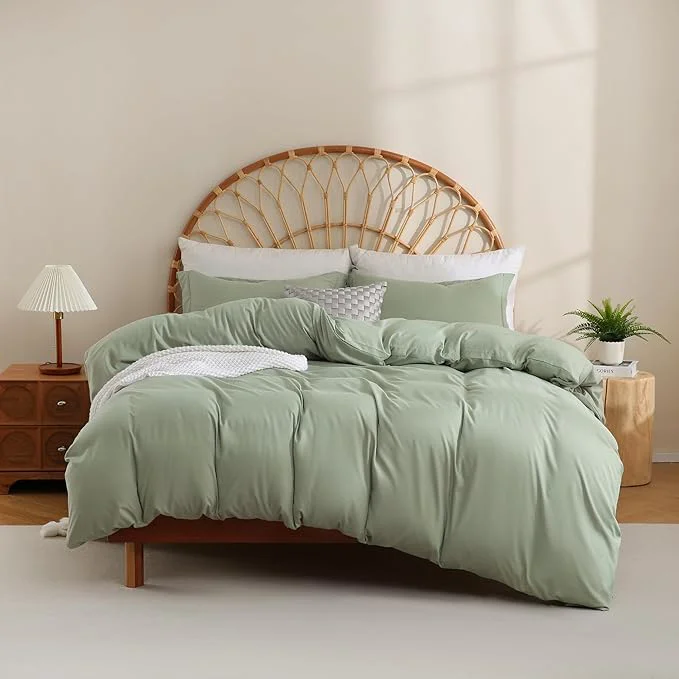 Eco-Friendly JSD Sage Green Duvet Cover Set King Size 3 Piece Duvet Cover with Pillow Shams Soft Brushed Microfiber Zipper Closure Comforter Not Included Trendy