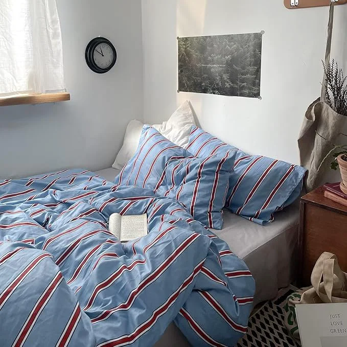 Exclusive MKXI King Blue amp Red Vertical Stripe Duvet Cover Set 3-Piece - Cotton Textured Bedding with Zipper Closure amp Corner Ties Modern Coastal Vintage Aesthetic Comforter Cover Clean