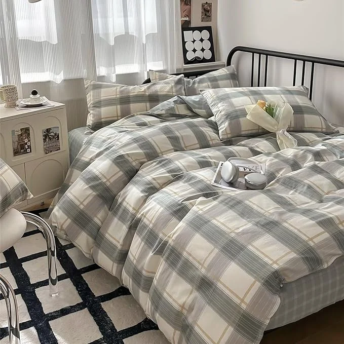 Stylish MKXI Vintage Green Plaid Duvet Cover Set with Checkered Design Farmhouse Look Gingham Modern Bedding Full Size Classic Rustic Bedroom Collection for All Ages Carefully Designed