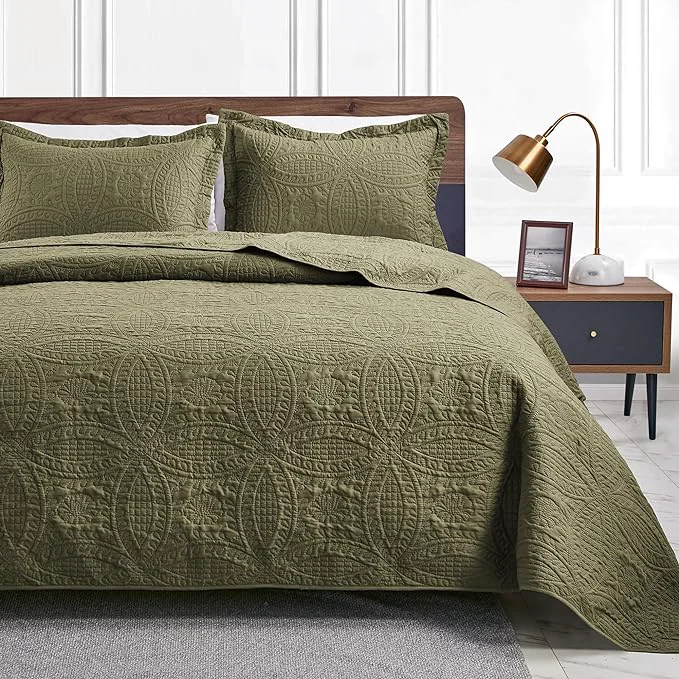 Proven Love 39 s cabin California King Size Quilt Bedding Set Green Bedspreads - Cal King Summer Lightweight Bedspread Comforter - Coin Pattern Coverlet for All Season - 3 Pieces 1 Quilt 2 Pillow Shams Long-Lasting