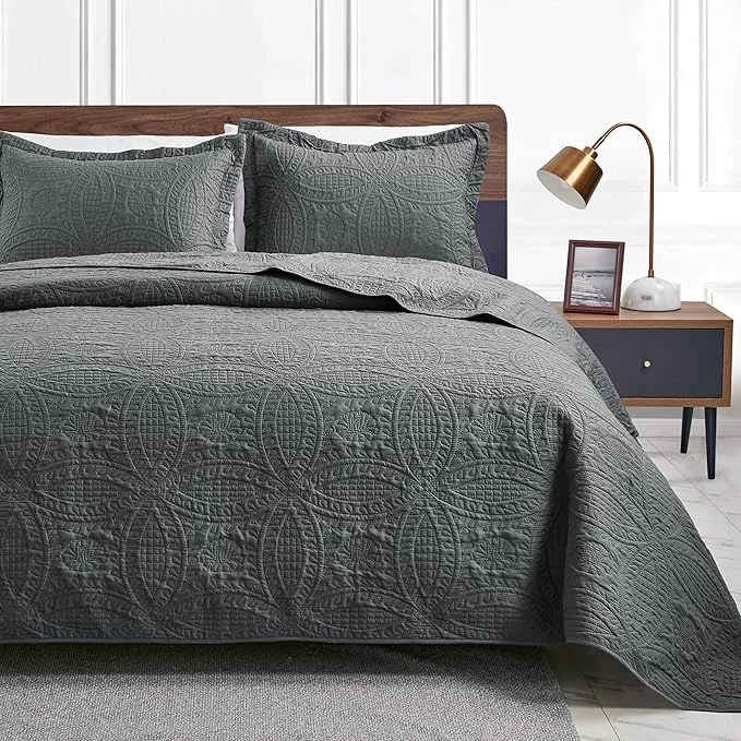 Premium Love 39 s cabin California King Size Quilt Bedding Set Dark Grey Bedspreads - Cal King Lightweight Bedspread Comforter - Coin Pattern Coverlet for All Season - 3 Pieces 1 Quilt 2 Pillow Shams Exceptional