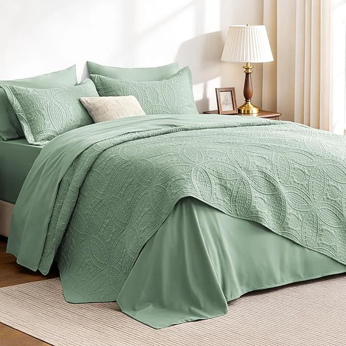 Eco-Friendly Love 39 s cabin Queen Quilt Set Sage Bed in a Bag Queen Size Bedding 7 Pieces Ultrasonic Embossed Coin Pattern Comforter Lightweight Bedspreads for All Seasons Quilt with Sheets Pillowcases amp Shams Fashionable