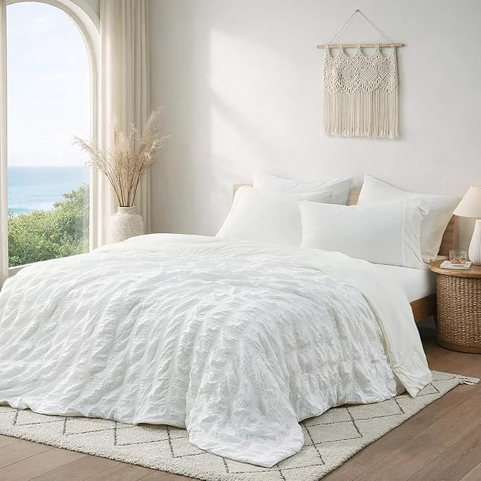 Minimalist Cozy Bliss Cooling Comforter Seersucker Plaid Full Size Q-Max 0.45 Lightweight Cooling Blanket Breathable Silk Smooth Summer Bedding Quilt for Hot Sleepers Night Sweats White Detailed
