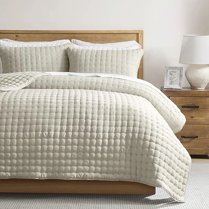 Flexible WDCOZY Beige Queen Size Quilts Bedding Sets with 2 Pillow Shams Neutral Lightweight Soft Bedspread Coverlet Quilted Blanket Thin Comforter Bed Cover for All Season 3 Pieces 90x90 inches Green