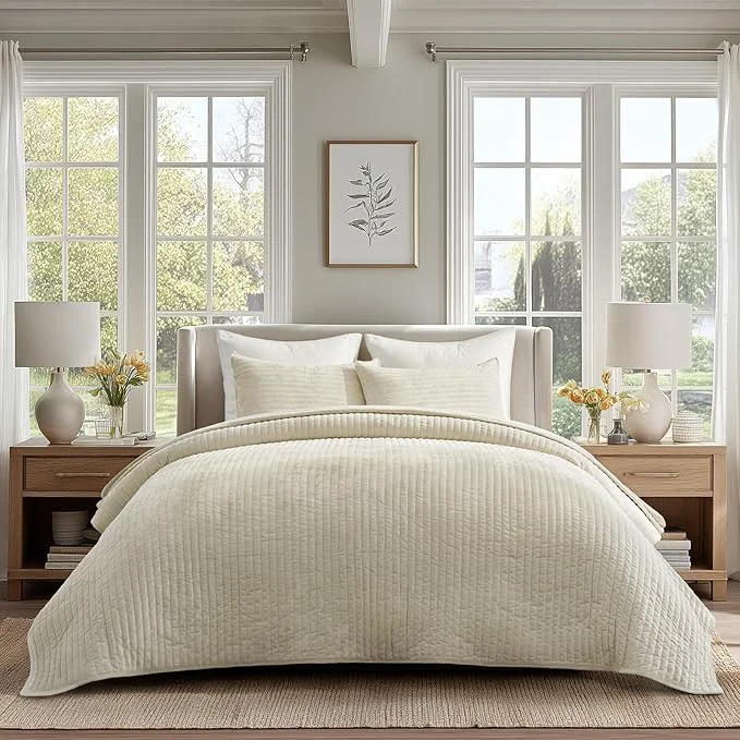 Breathable EVERGRACE Velvet Quilt Set Queen Size Luxurious Soft Striped Channel Bedding Set Lightweight Velvet Comforter for All Season Oversized Bedspread Coverlet with 2 Matching Shams Beige Healthy