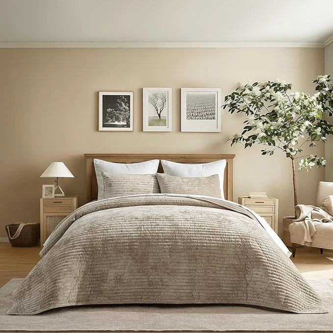 Sophisticated EVERGRACE Velvet Quilt Set King Size Luxurious Soft Striped Channel Bedding Set Lightweight Velvet Comforter for All Season Oversized Bedspread Coverlet with 2 Matching Shams Beige Taupe Relaxed