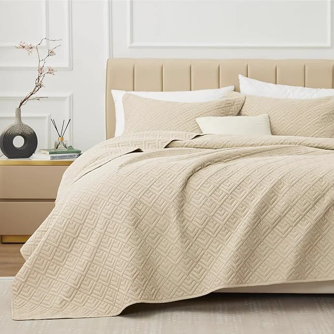 Dependable EXQ Home Quilt Set Twin Size Beige 2 Piece Lightweight Soft Coverlet Modern Style Squares Pattern Bedspread Set for All Season 1 Quilt 1 Pillow Shams Superior