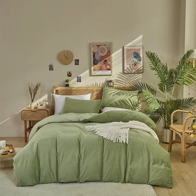 Convenient Houseri Sage Green Velvet Comforter Set Queen Fluffy Light Green Micromink Sherpa Bedding Sets Queen Warm 3 Pieces Lightweight Durable Solid Green Flannel Fuzzy Extra Comfy Soft Plush Bed Quilts Queen Professional