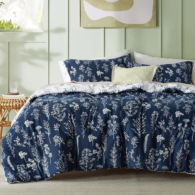 Stylish Bedsure King Comforter Set - Navy Bed Set 3 Pieces Cute Floral Bedding 1 Soft Reversible Botanical Flowers Comforter and 2 Pillow Shams Elite