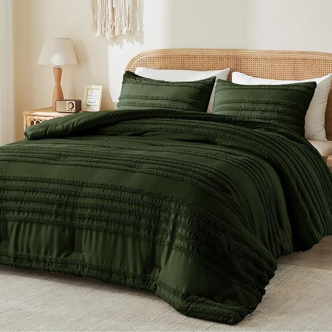 High-Performance BEDELITE Boho King Size Comforter Set - Olive Green Tufted Striped Bed Set 3 Pieces Soft Vintage Farmhouse Comforter for All Seasons Boho Home Decor Fluffy Jacquard Bedding with Pillow Sham Natural