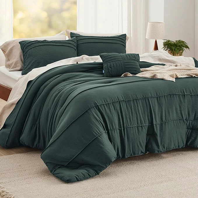 Eco-Friendly Bedsure Emerald Green Queen Comforter Set - 4 Pieces Pinch Pleat Bed Set Down Bedding Sets for All Season 1 Comforter 2 Pillowcases 1 Decorative Pillow Stylish