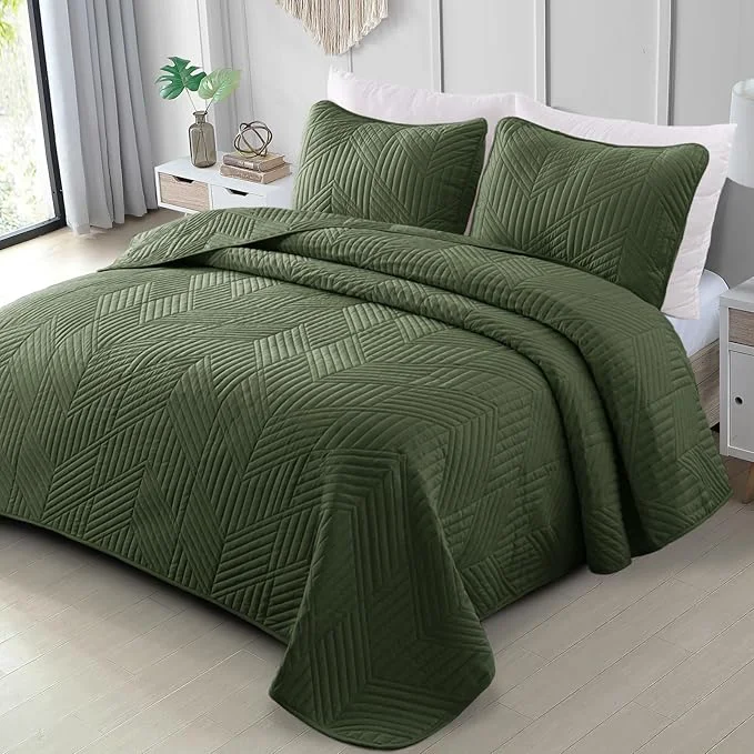 Professional Exclusivo Mezcla Ultrasonic Twin Quilt Bedding Set Lightweight Olive Green Bedspreads Soft Modern Geometric Coverlet Set for All Seasons 1 Quilt and 1 Pillow Sham Sustainable