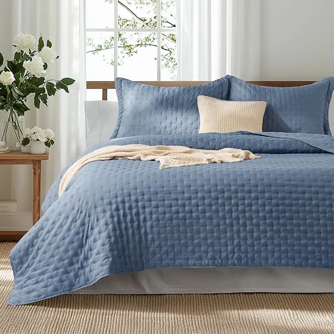 Exceptional Bedsure King Quilt - Mineral Blue Bedspread King Size amp Lightweight Comforter Modern Coastal Coverlet with Clover Pattern Ultra Soft All-Season Bedding 106 x 96 Inches Stitch- Quilting Ultra Soft Lightweight Machine Washable Pet-Friendly Optimized