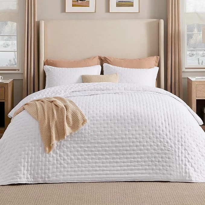 Responsible Bedsure California King Quilt - Bright White Bedspread California King Size amp Lightweight Comforter Modern Coverlet with Clover Pattern Ultra Soft All-Season Bedding 111x106 Inches Stitch- Quilting Ultra Soft Lightweight Machine Washable P... Environmentally Friendly