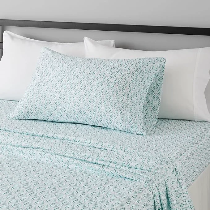 Organic Amazon Basics Breathable Lightweight Brushed Microfiber 3 Piece Bed Sheet Set with 14-Inch Deep Pockets Wrinkle-Resistant Twin XL Aqua Fern Printed High-Quality