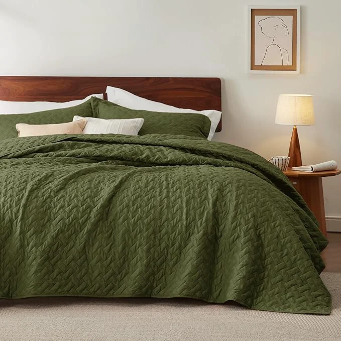 Elite Bedsure Quilts Queen Size - Lightweight Bedspreads Queen Size with Basket Weave Pattern Soft Quilt Bedding Set Olive Green Comforter Set Coverlet for All Seasons with 2 Pillow Shams 90 quot x 96 quot Skin-Friendly Soft All-Season Comfort Breathable Li... Convenient