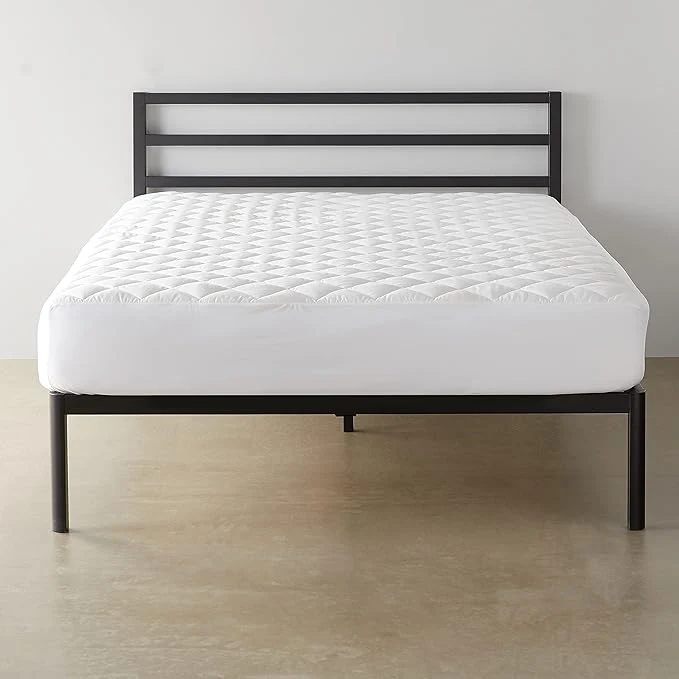Eco-Friendly Amazon Basics Hypoallergenic Quilted Plush and Breathable Mattress Topper Pad 18 Inches Deep Queen White Original