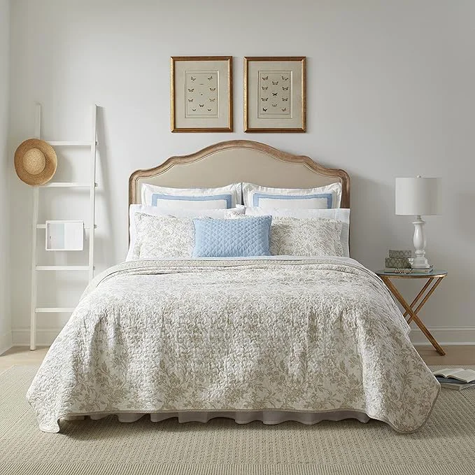 Original Design Laura Ashley Home - Amberley Collection - Quilt Set - Cotton Breathable amp Lightweight Reversible Bedding Pre-Washed for Added Softness Queen Biscuit Durable