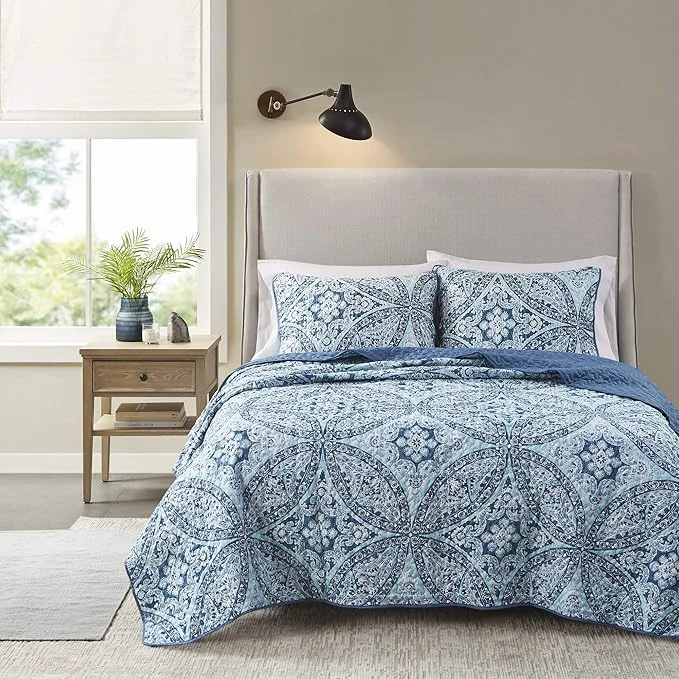 Verified Comfort Spaces Reversible Quilt Set-Vermicelli Stitching Design All Season Lightweight Coverlet Bedspread Bedding Matching Shams Full Queen 90 in x 90 in Gloria Damask Aqua 3 Piece High-Performance