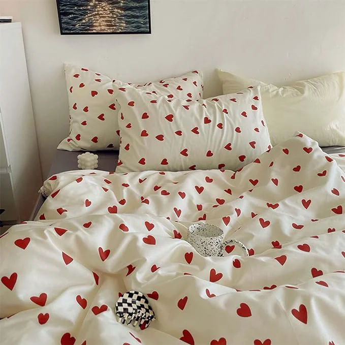 Contemporary Nayoroom Heart Duvet Cover Full Size Cute Red Love Heart Printed on White Bedding Set 3Pcs Kids Girls Kawaii Heart-Shaped Pattern Comforter Cover with Zipper Closure Soft Breathable Microfiber Smooth
